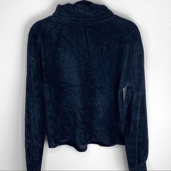 Bar III- Cozy Turtleneck Top - Picture 3 of 9